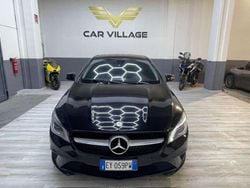 Nero Usata 2015 Mercedes CLA200 Premium Tre volumi | 14.500 € (Buon prezzo)
