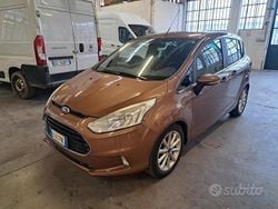 Bronzo Usata 2014 Ford B-MAX Titanium Monovolume | 6900 € (Buon prezzo)