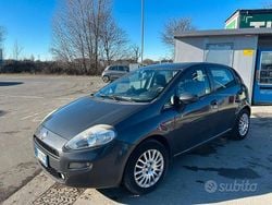 Grigio Usata 2016 Fiat Punto Young Tre volumi | 6500 € (Buon prezzo)