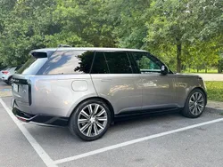 Grigio Usata 2023 Land Rover Range Rover HSE SUV | 97.980 € (Buon prezzo)