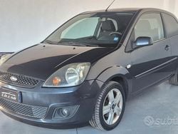 Blu Usata 2008 Ford Fiesta Ghia Due volumi | 1700 € (Ottimo prezzo)