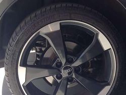 Grigio Usata 2019 Audi Q2 SUV | 25.000 € (Molto cara)