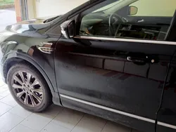 Nero Usata 2019 Ford Kuga Vignale SUV | 18.000 € (Buon prezzo)