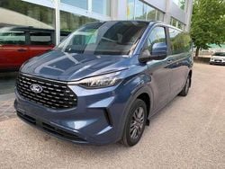 Blu Usata 2024 Ford Tourneo Custom Titanium Furgone | 42.500 € (Buon prezzo)