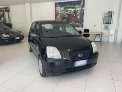 Nero Usata 2006 Kia Picanto 2 Due volumi | 2500 € (Cara)