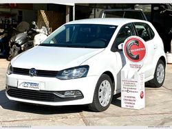 Bianco Usata 2015 VW Polo Comfortline Tre volumi | 11.600 € (Molto cara)
