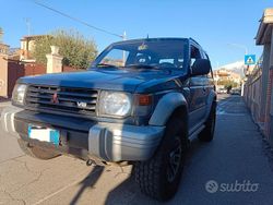 Blu Usata 1992 Mitsubishi Pajero SUV | 10.900 €