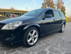 Nero Usata 2009 Opel Astra Enjoy Station wagon | 3900 € (Molto cara)