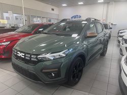 Verde metallizzato Nuova 2025 Dacia Sandero Extreme Tre volumi | 19.500 € (Cara)