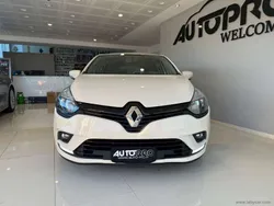 Bianco Usata 2017 Renault Clio IV Life Tre volumi | 8900 € (Buon prezzo)