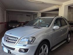 Grigio Usata 2009 Mercedes ML320 Edition SUV | 9000 €