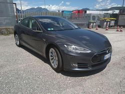 Grigio Usata 2016 Tesla Model S Due volumi | 28.500 € (Buon prezzo)