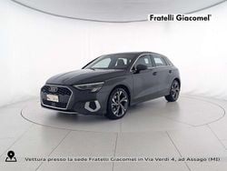 Grigio manhattan metallizzato Usata 2021 Audi A3 Advanced Tre volumi | 29.300 € (Buon prezzo)