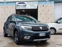 Grigio Usata 2017 Dacia Sandero Stepway Due volumi | 8499 € (Buon prezzo)