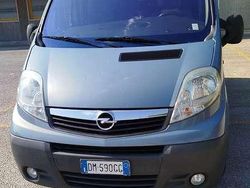 Blu/azzurro Usata 2008 Opel Vivaro Furgone | 6800 € (Buon prezzo)