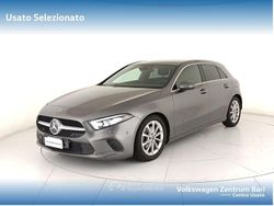 Grigio Usata 2020 Mercedes A180 Tre volumi | 21.800 € (Buon prezzo)