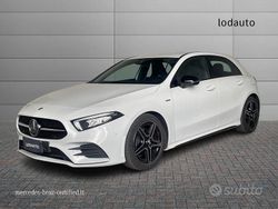Bianco Usata 2022 Mercedes A180 Premium Tre volumi | 29.900 € (Buon prezzo)
