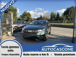 Verde Nuova 2025 Dacia Sandero Expression Tre volumi | 16.200 € (Buon prezzo)