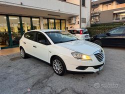 Bianco Usata 2013 Lancia Delta S Due volumi | 3600 € (Ottimo prezzo)