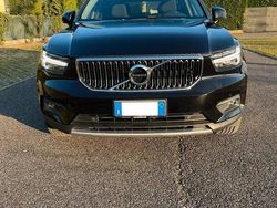 Usata 2020 Volvo XC40 Momentum SUV | 27.500 € (Molto cara)