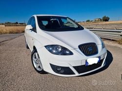 Bianco Usata 2011 Seat Altea Style Monovolume | 4990 € (Cara)