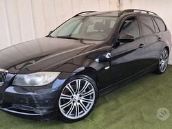 Nero Usata 2007 BMW 320 Station wagon | 3500 € (Ottimo prezzo)