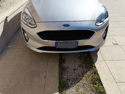 Grigio Usata 2018 Ford Fiesta Due volumi | 10.200 € (Buon prezzo)