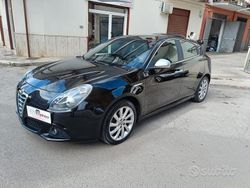 Nero Usata 2011 Alfa Romeo Giulietta Exclusive Tre volumi | 7400 € (Ottimo prezzo)