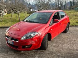 Rosso Usata 2010 Fiat Bravo Due volumi | 2000 € (Buon prezzo)