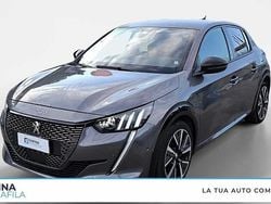 Grigio Usata 2021 Peugeot 208 GT Due volumi | 13.900 € (Buon prezzo)