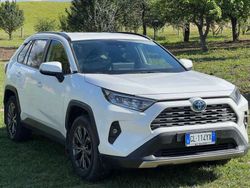 Bianco Usata 2023 Toyota RAV4 Hybrid SUV | 38.000 € (Cara)