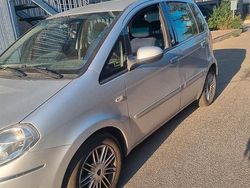 Usata 2010 Lancia Musa Monovolume | 2500 € (Ottimo prezzo)