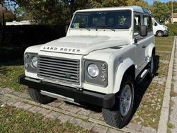 Bianco Usata 2007 Land Rover Defender SUV | 35.000 € (Buon prezzo)