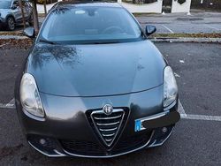 Grigio Usata 2011 Alfa Romeo Giulietta Tre volumi | 4400 € (Buon prezzo)