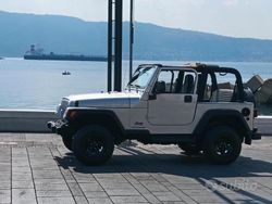 Grigio Usata 2003 Jeep Wrangler SUV | 15.000 € (Cara)