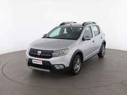 Grigio Usata 2018 Dacia Sandero Stepway SUV | 10.399 € (Buon prezzo)