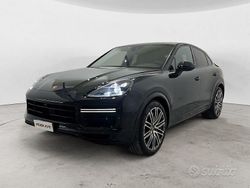 Nero Usata 2019 Porsche Cayenne Turbo SUV | 88.500 €