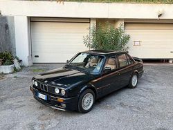 Nero Usata 1988 BMW 325 Efficient Dynamics Tre volumi | 25.000 €