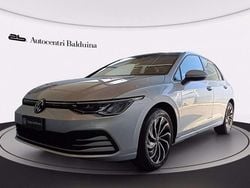 Argento met Usata 2021 VW Golf VIII Life Tre volumi | 23.500 € (Buon prezzo)