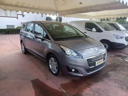 Grigio Usata 2016 Peugeot 5008 Business-Line Monovolume | 8800 € (Buon prezzo)