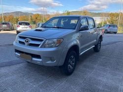 Argento Usata 2009 Toyota HiLux SR Pick-up | 16.900 € (Ottimo prezzo)