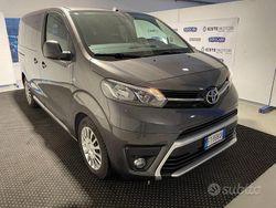 Grigio metallizzato Usata 2018 Toyota Proace Verso Lounge Station wagon | 16.900 € (Super prezzo)