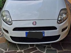 Bianco Usata 2015 Fiat Punto Easy Due volumi | 5900 € (Buon prezzo)