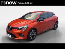Arancione Usata 2023 Renault Clio V Intens | 14.900 € (Buon prezzo)