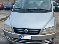 Grigio Usata 2005 Fiat Multipla Monovolume | 3000 € (Cara)