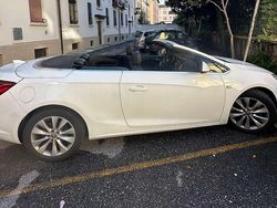 Usata 2016 Opel Cascada Cosmo Cabrio | 8800 €