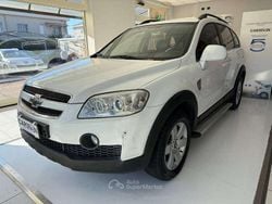 Bianco Usata 2010 Chevrolet Captiva SUV | 3999 € (Buon prezzo)