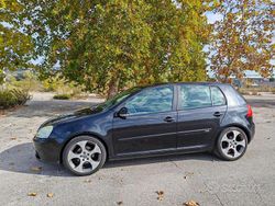 Nero Usata 2005 VW Golf V Tre volumi | 3000 € (Buon prezzo)