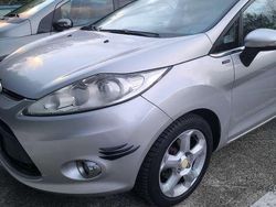 Usata 2010 Ford Fiesta Titanium Tre volumi | 5000 € (Cara)