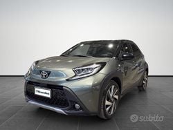 Verde olivine Usata 2022 Toyota Aygo X Lounge SUV | 15.157 € (Buon prezzo)